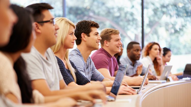 Estudantes Internacionais (2020/2021): Candidaturas 3.ª fase