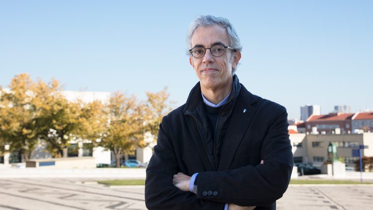 Seminário Matemática, Física & Aprendizagem Automática – Mário A. T. Figueiredo